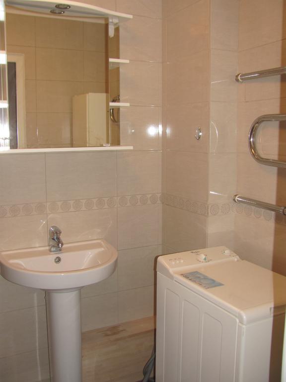 Economy Baltics Apartments - Keldrimaee Tallin Habitación foto